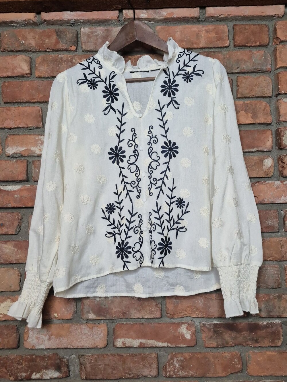 Forgotten Grace Floral Embroidered Smocked Cuff Blouse Natural Navy Boho Large